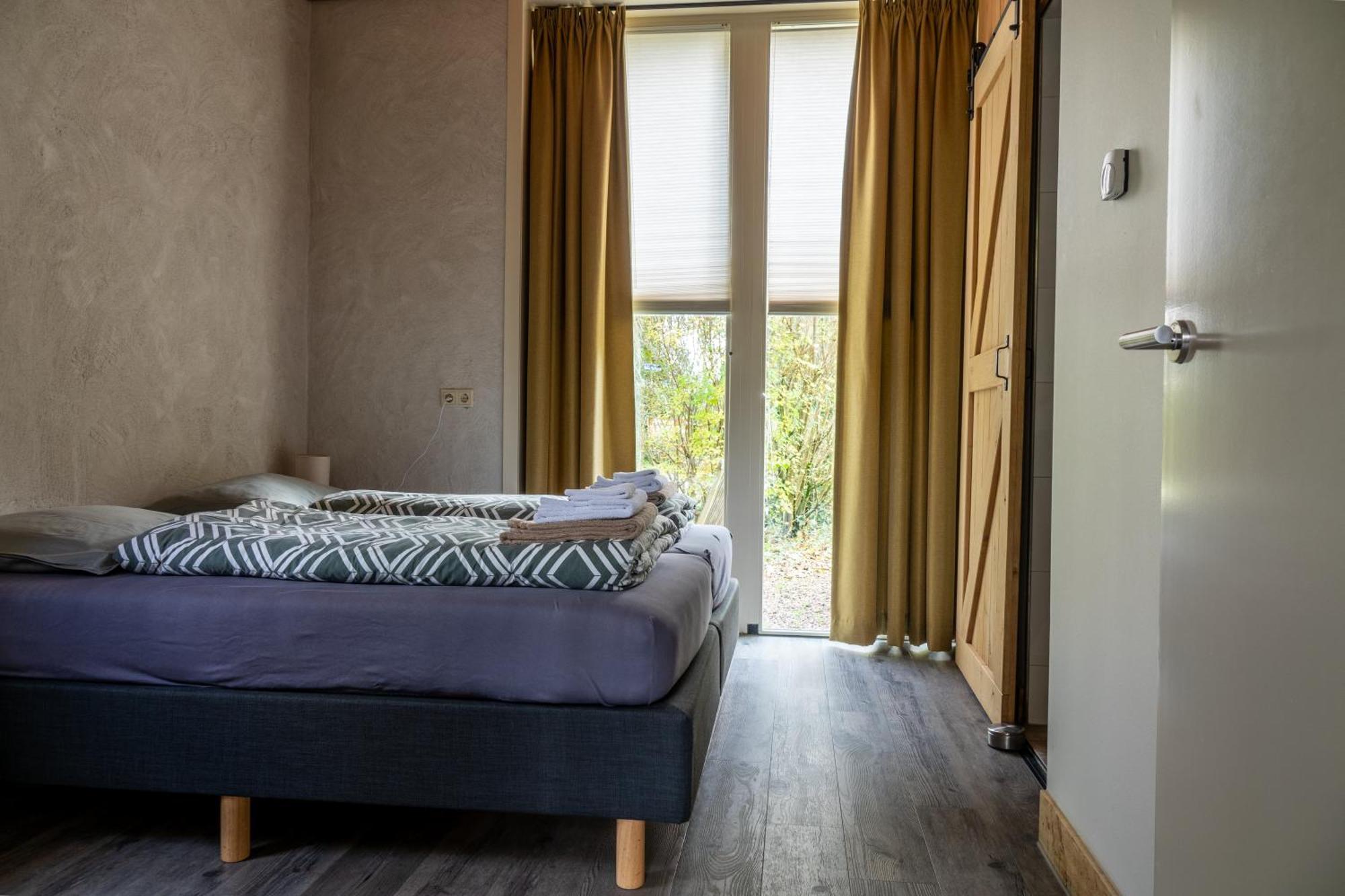 Erve Fakkert Couette-café 4*
